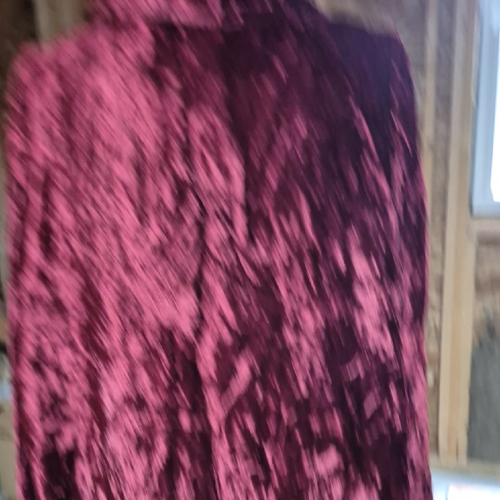 Liz Claiborne Deep Red Velvet Shirt - Picture 5 of 7